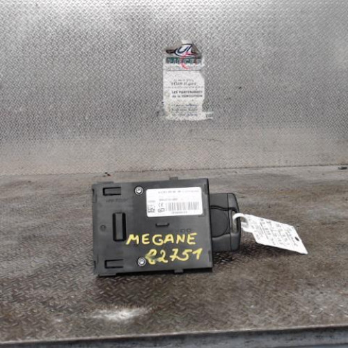 Lecteur de carte Renault MEGANE III 3-5 portes 1.5 dci (2009) 5 portes