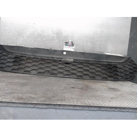 Calandre Iveco DAILY VI Camionnette 33s13, 35s13, 35c13 (2014)