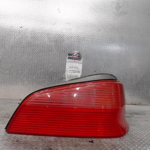 Feu arrière gauche Peugeot 106 II 1.1 i (1996-2004)