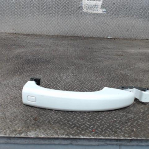 Poignee ext porte ard Audi Q3 2.0 tdi quattro (2011-2018)