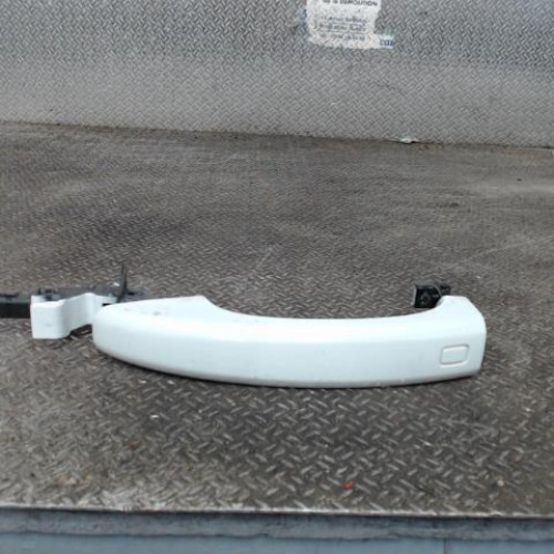 Poignee ext porte avd Audi Q3 2.0 tdi quattro (2011-2018)