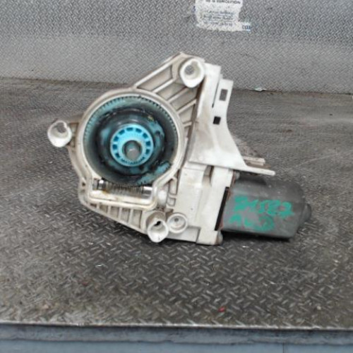 Mecanisme  moteur lève-glace avant droit Audi Q3 2.0 tdi quattro (2011-2018)