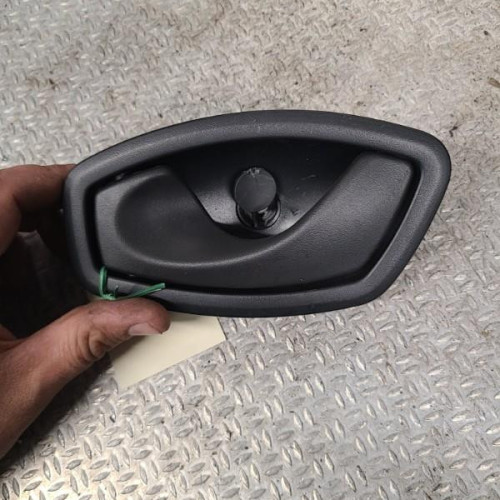 Poignee int porte avg Renault TRAFIC III Camionnette 1.6 dci 120 (2014)
