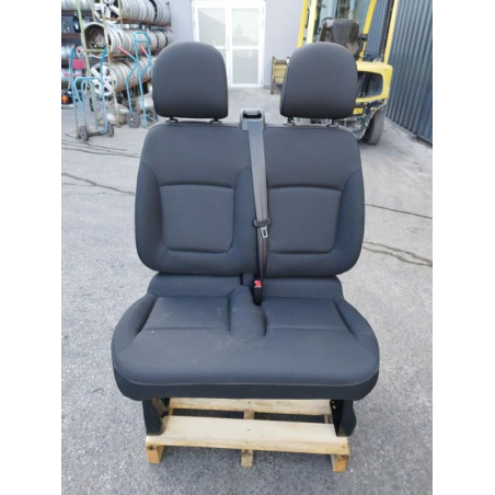 Banquette avant Renault TRAFIC III Camionnette 1.6 dci 120 (2014)