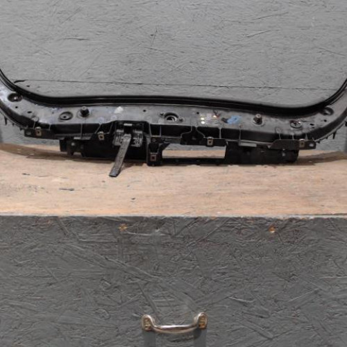 Traverse supérieure armature avant Renault SCÉNIC II 2.0 (2003-2009)