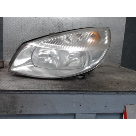 Phare gauche Renault SCÉNIC II 1.9 dci (2003-2006)