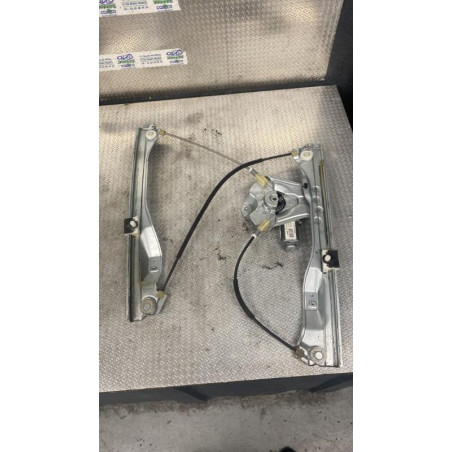 Mecanisme  moteur lève-glace avant droit Renault CLIO III 1.2 16v hi-flex (2008-2014)