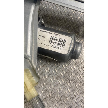 Mecanisme  moteur lève-glace avant droit Renault CLIO III 1.2 16v hi-flex (2008-2014)