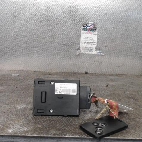 Lecteur de carte Renault MEGANE III 3-5 portes 1.5 dci (2009) 5 portes