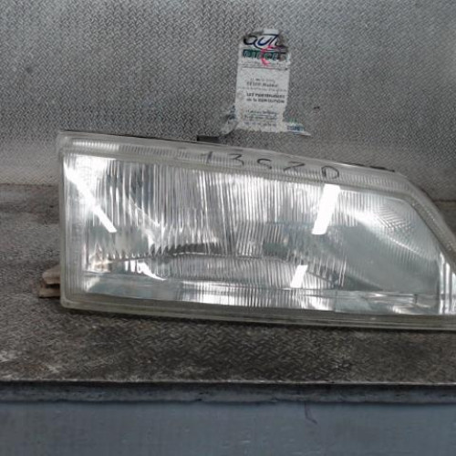 Phare droit Peugeot 106 I 1.0 (1991-1996)