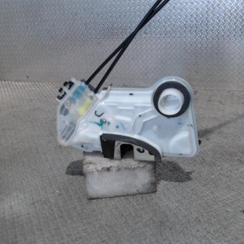 Serrure porte avd Peugeot 108 1.0 vti (2014)