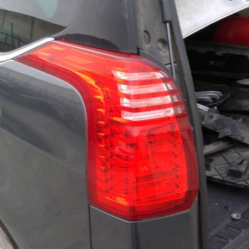 Feu arrière gauche Peugeot 5008 1.6 hdi (2010-2017)
