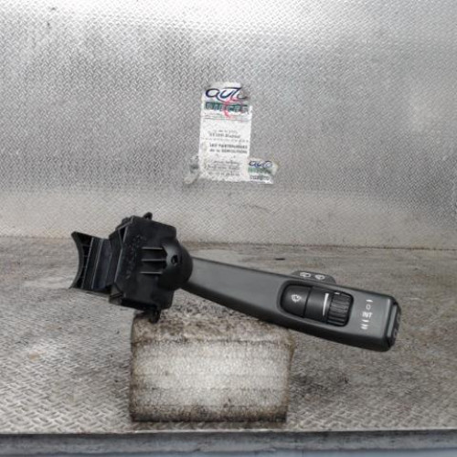 Commande essuie glace Volvo V50 2.0 d (2004-2010)