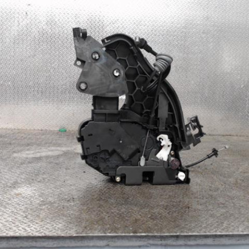 Serrure porte ard Volvo V50 2.0 d (2004-2010)