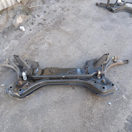 Berceau moteur avant Peugeot BOXER Camionnette 2.2 hdi 100 (2006)