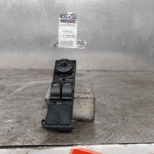 Commande lève-glace porte avant gauche Ford FOCUS C-MAX 1.6 tdci (2003-2007)