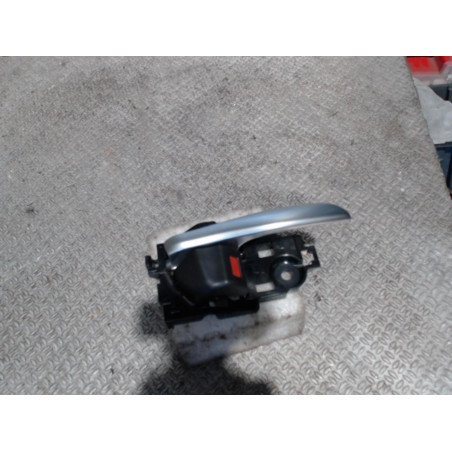 Poignee int porte avd Toyota C-HR 1.8 hybrid (2016) 5 portes
