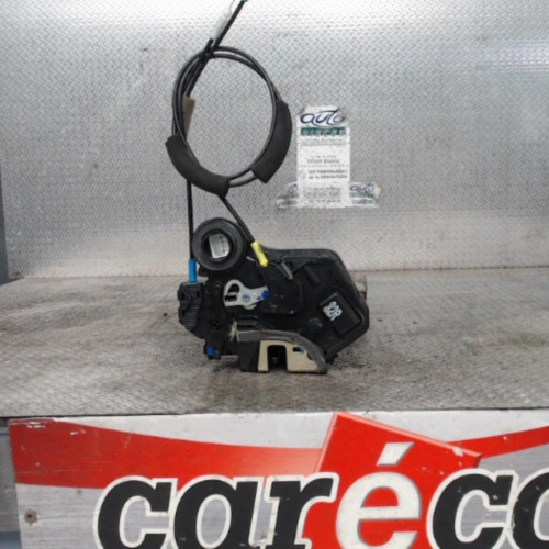 Serrure porte ard Toyota AVENSIS A trois volumes 2.0 d-4d (2006-2008)