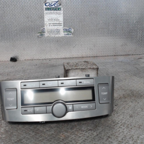 Commande de chauffage Toyota AVENSIS A trois volumes 2.0 d-4d (2006-2008)