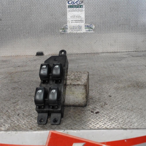 Commande lève-glace porte avant gauche Hyundai SANTA FÉ I 2.0 crdi 4x4 (2003-2006)