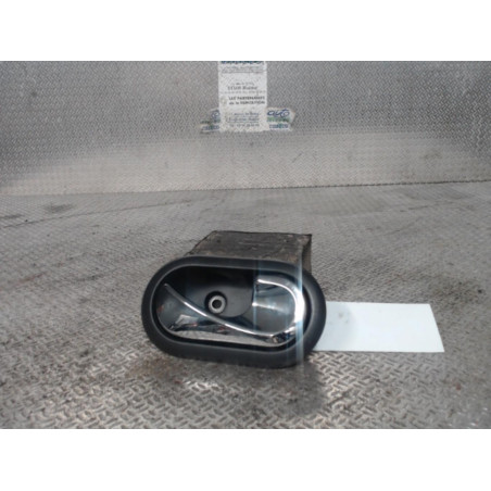 Poignee int porte avd Dacia DOKKER Monospace 1.2 tce (2012)