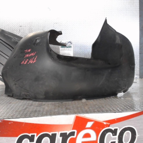 Passage roue avg Skoda FABIA II 1.4 tdi (2007-2010)