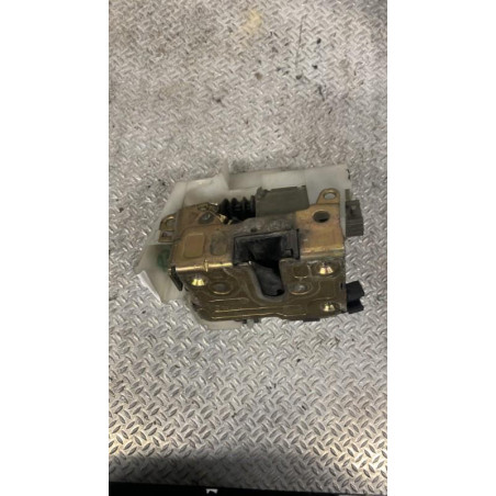 Serrure porte avg Renault MEGANE Scenic 1.9 dt (1997-1999)