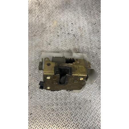 Serrure porte avd Renault MEGANE Scenic 1.9 dt (1997-1999)