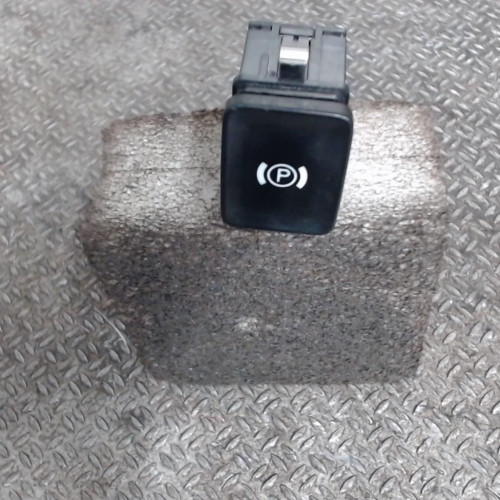 Interrupteur commande de frein a main Vw PASSAT B6 2.0 tdi (2005-2009)
