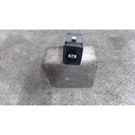 Interrupteur commande de frein a main Vw PASSAT B6 2.0 tdi (2005-2009)