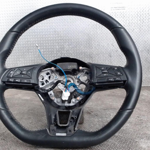 Volant de direction Nissan QASHQAI II SUV 1.5 dci (2013)