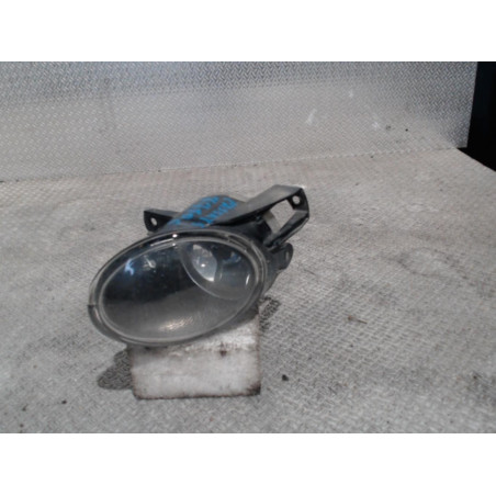 Phare antibrouillard avant gauche Vw PASSAT B6 Variant 2.0 bluetdi (2009-2010)