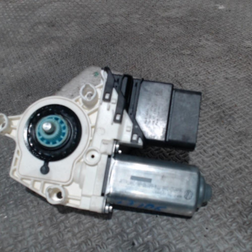 Moteur leve-vitre ard Vw PASSAT B6 Variant 2.0 bluetdi (2009-2010)