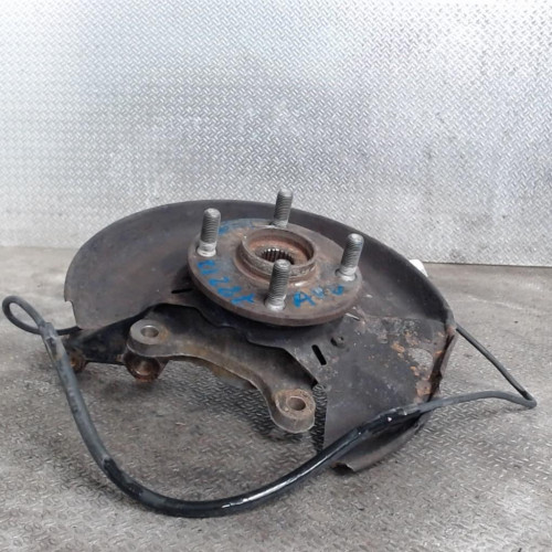 Pivot avg Toyota YARIS VERSO 1.4 d-4d (2000-2005)