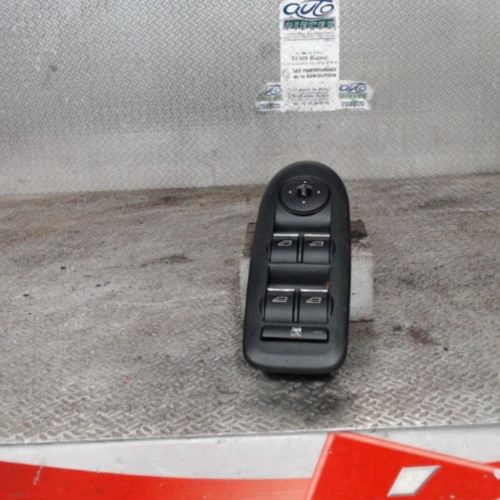 Commande lève-glace porte avant gauche Ford C-MAX 1.6 tdci (2007-2010) 5 portes