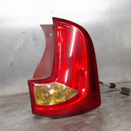 Feu arrière gauche KIA PICANTO 2  0