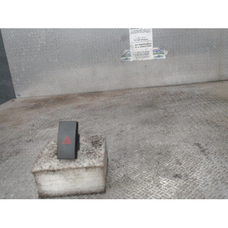 Bouton de warning Ford TRANSIT Camionnette 2.2 tdci (2011-2014)