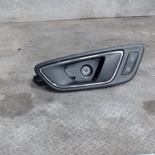 Poignee int porte avg Seat LEON 1.6 tdi (2012-2020)