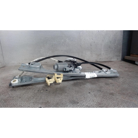 Mecanisme  moteur lève-glace avant droit Peugeot 1007 1.4 hdi (2005)