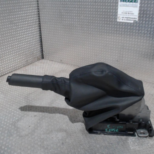 Levier frein a main RENAULT TRAFIC 3  0