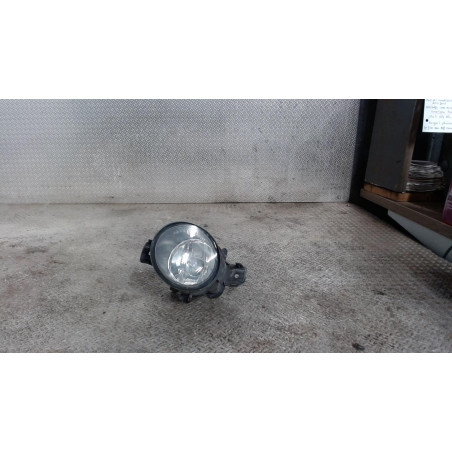 Phare antibrouillard avant gauche Renault CLIO II 1.2 16v (bb05, bb0w, bb11, bb27, bb2t, bb2u, bb2v, cb05,... (2001-2016) 3 port