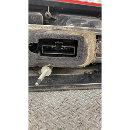 Feu arrière droit Ford C-MAX 1.8 tdci (2007-2010) 5 portes