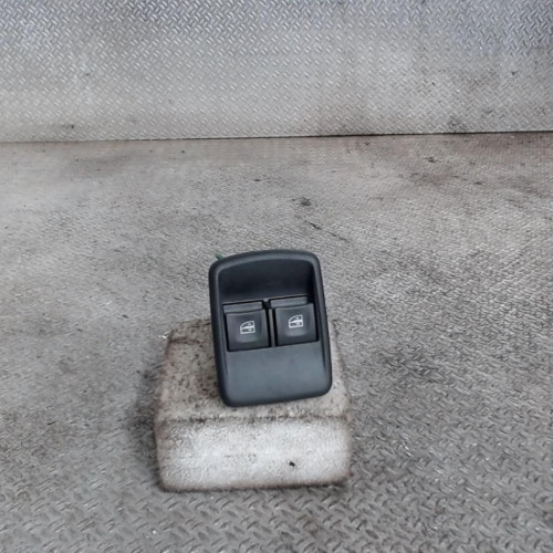 Commande lève-glace porte avant gauche RENAULT TRAFIC 3  0