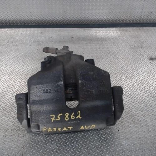 Etrier de frein avant droit VOLKSWAGEN PASSAT 5  PASSAT 5 CC COUPE
