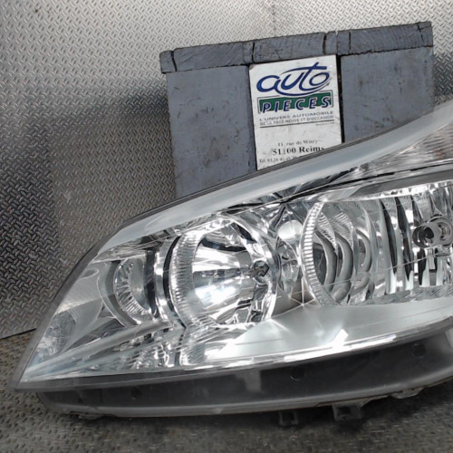 Phare gauche Citroën C5 II Break 2.0 hdi (2004)
