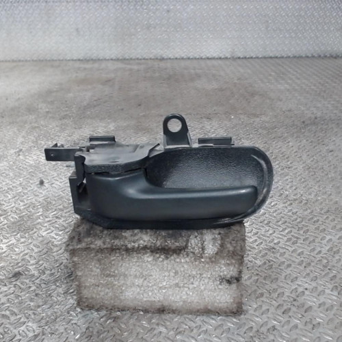 Poignee int porte ard Toyota YARIS 1.4 d-4d (2001-2005)
