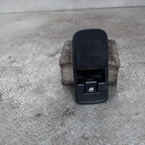 Commande lève-glace porte avant droite Alfa romeo MITO 1.4 multiair (2009-2013)