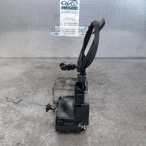 Serrure porte avd Ford FIESTA V 1.4 tdci (2001-2008) 5 portes