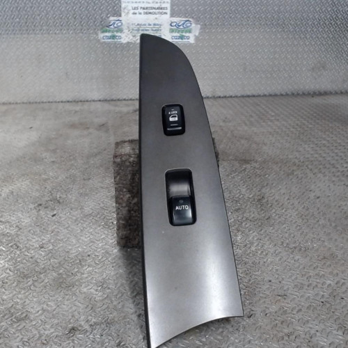 Commande lève-glace porte avant droite Lexus IS II 220d (2005-2012)