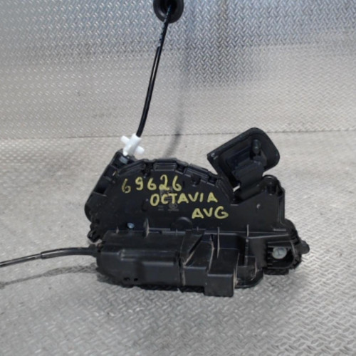 Serrure porte avg Skoda OCTAVIA III Combi 1.6 tdi (2012-2015)